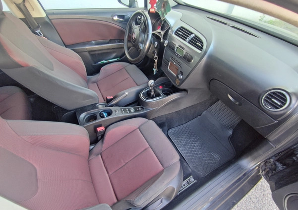 Seat Leon cena 11900 przebieg: 285000, rok produkcji 2007 z Gostynin małe 106